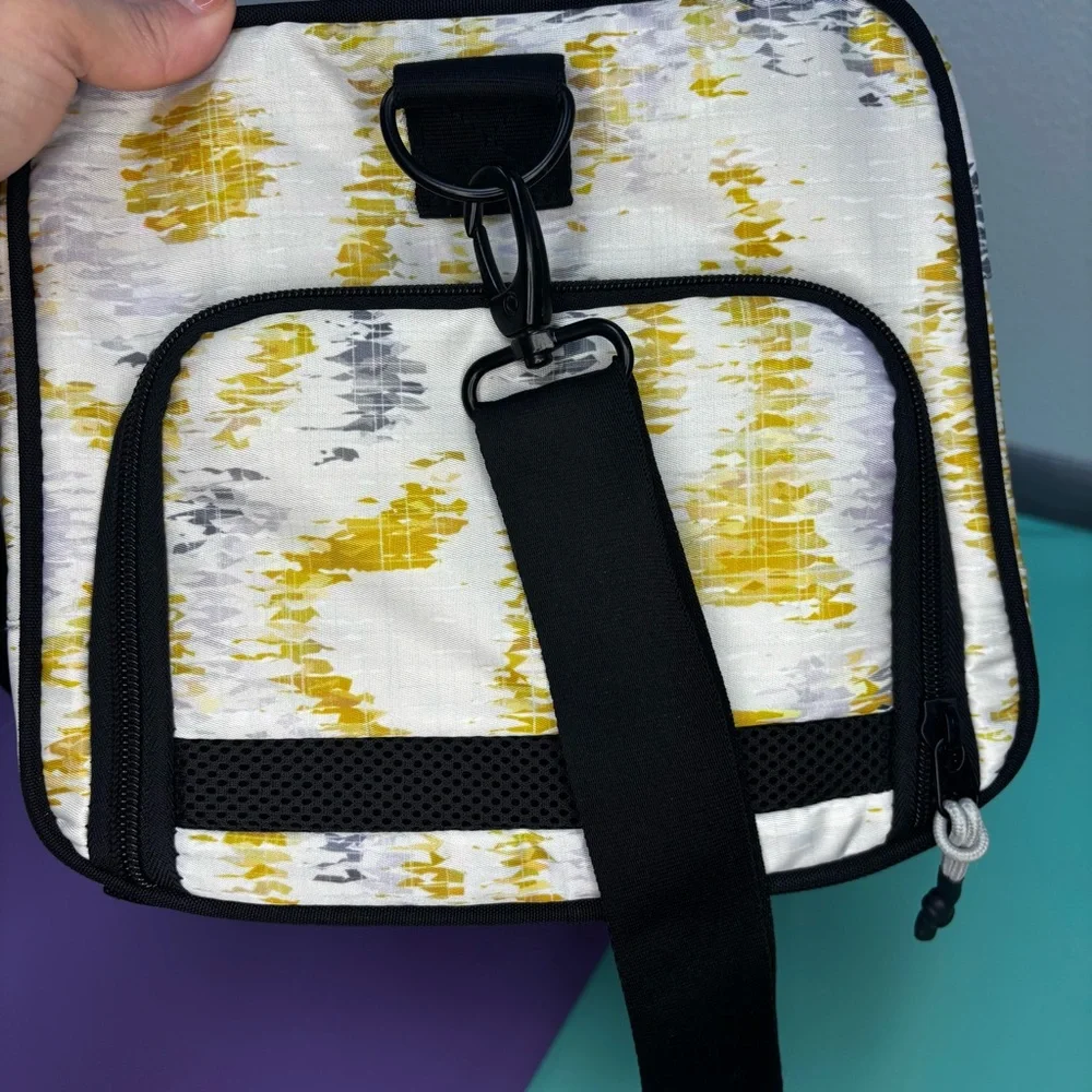 Vooray Boost Duffel Bag‎ Pebble